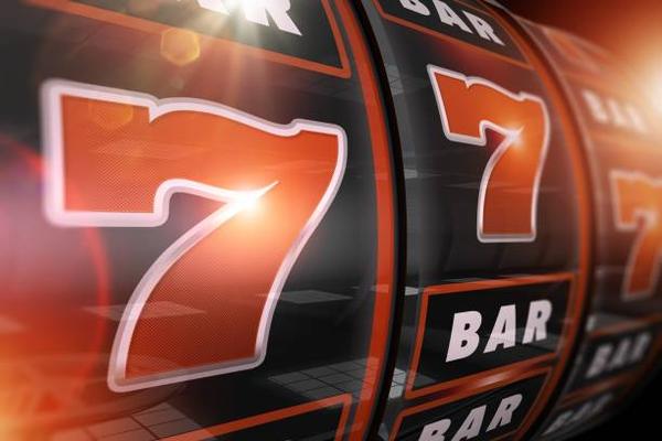 Exploring Themed Slots on a Singapore online casino Website